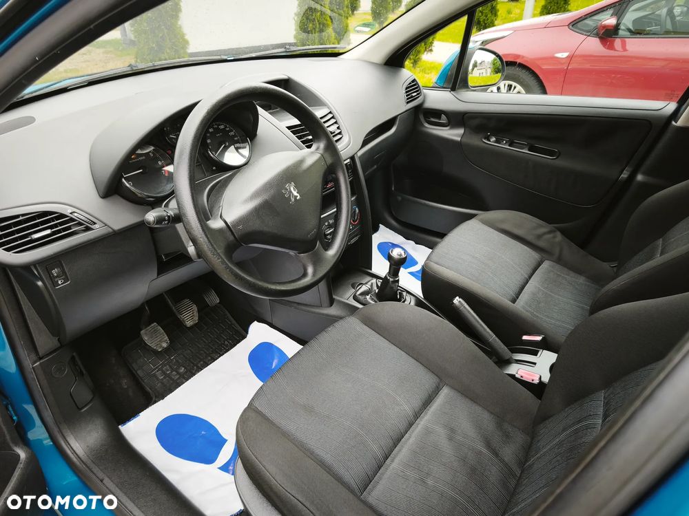 Peugeot 207 75 Urban Move - 15