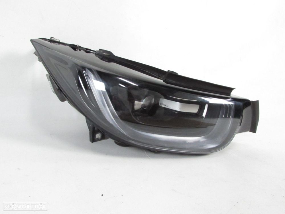 Farol Led Direito Seminovo/ Original BMW i3 (I01) 63117381900 - 1