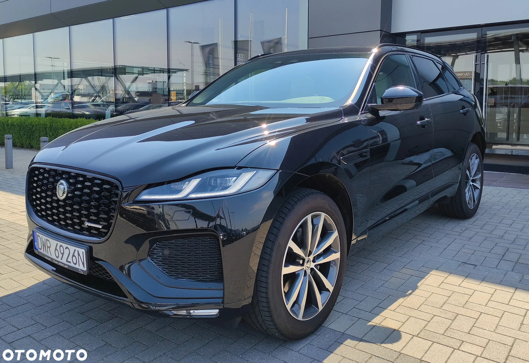 Jaguar F-Pace - 5