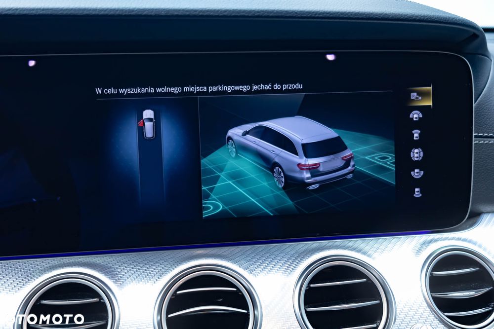 Mercedes-Benz Klasa E 300 de 4-Matic Avantgarde - 31