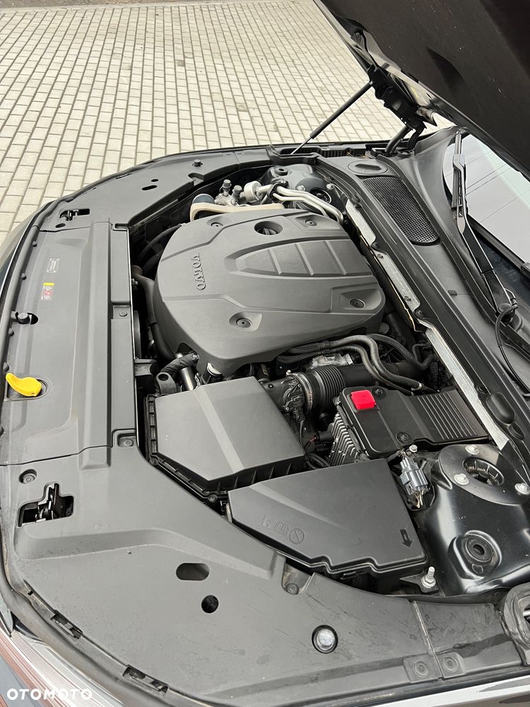 Volvo V90 D3 Momentum - 17