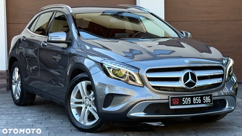 Mercedes-Benz GLA - 36