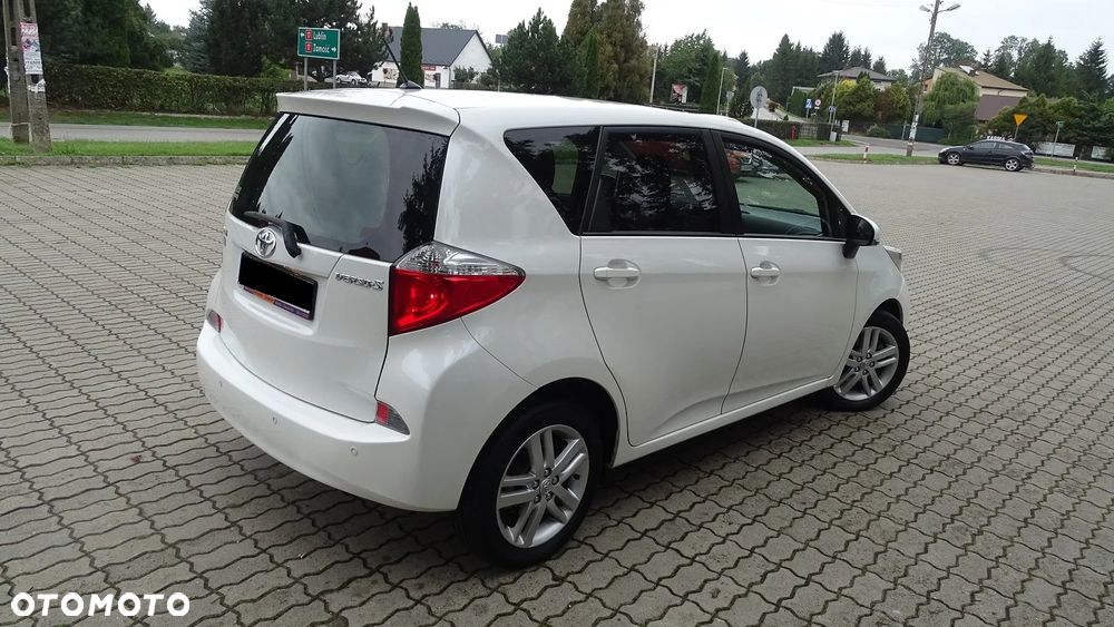 Toyota Verso S - 3