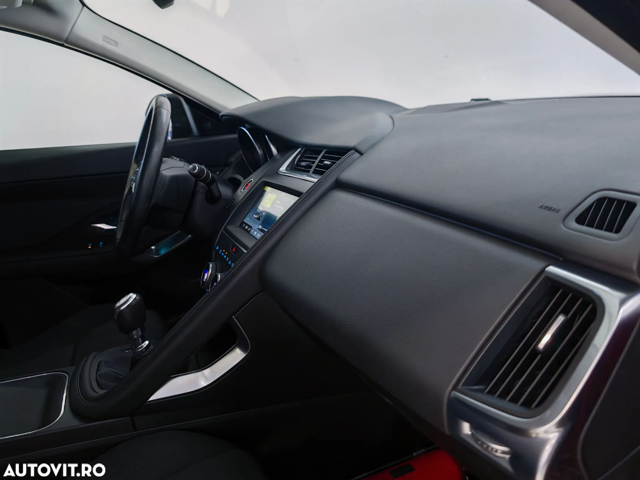 Jaguar E-Pace D150 - 20