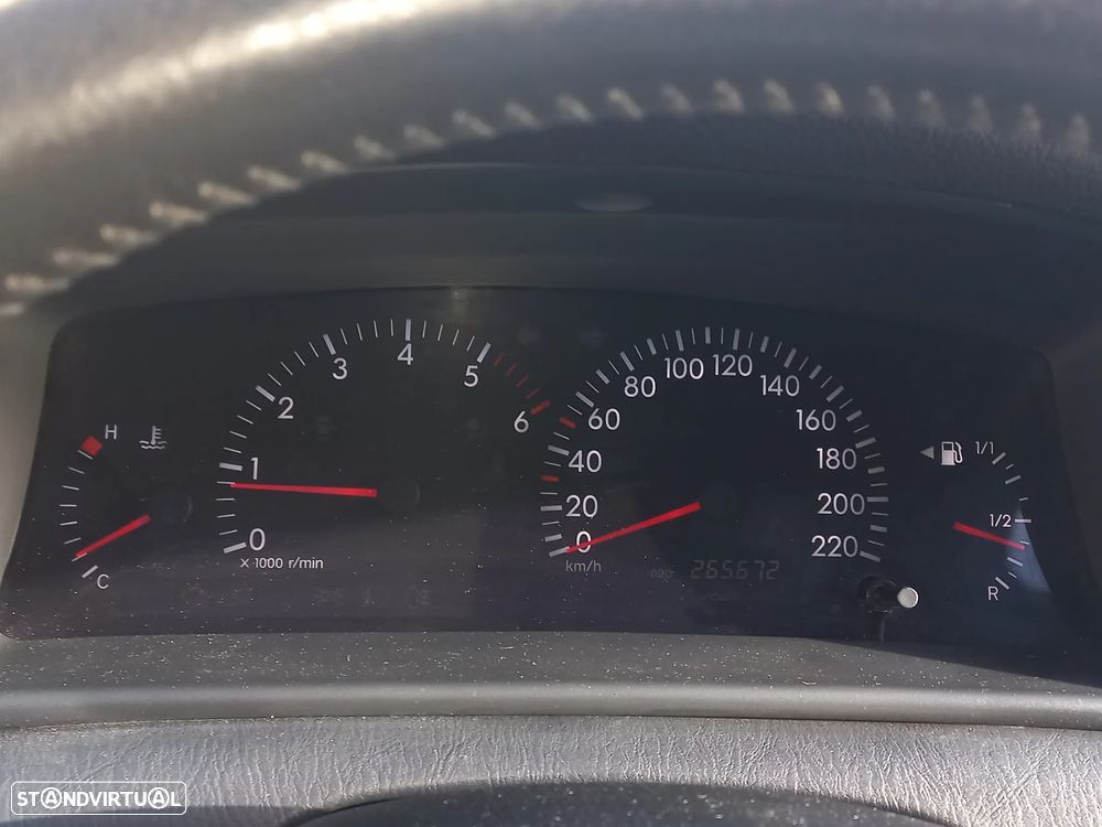 Toyota Corolla 1.4 D-4D - 5
