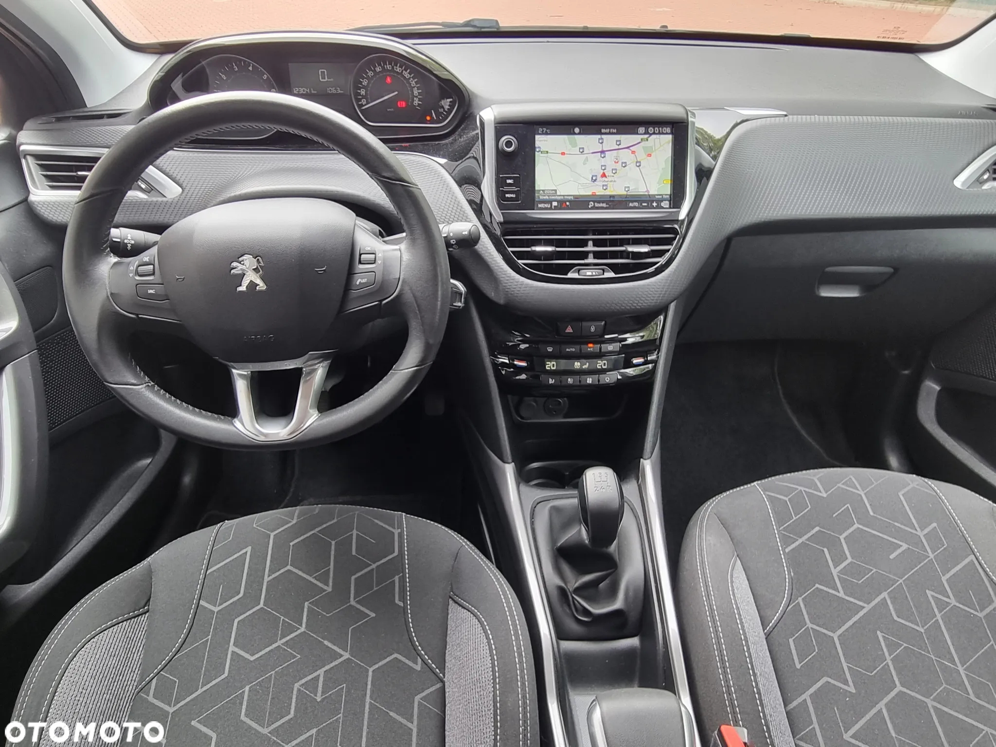 Peugeot 2008 PureTech 110 Stop&Start Allure - 24