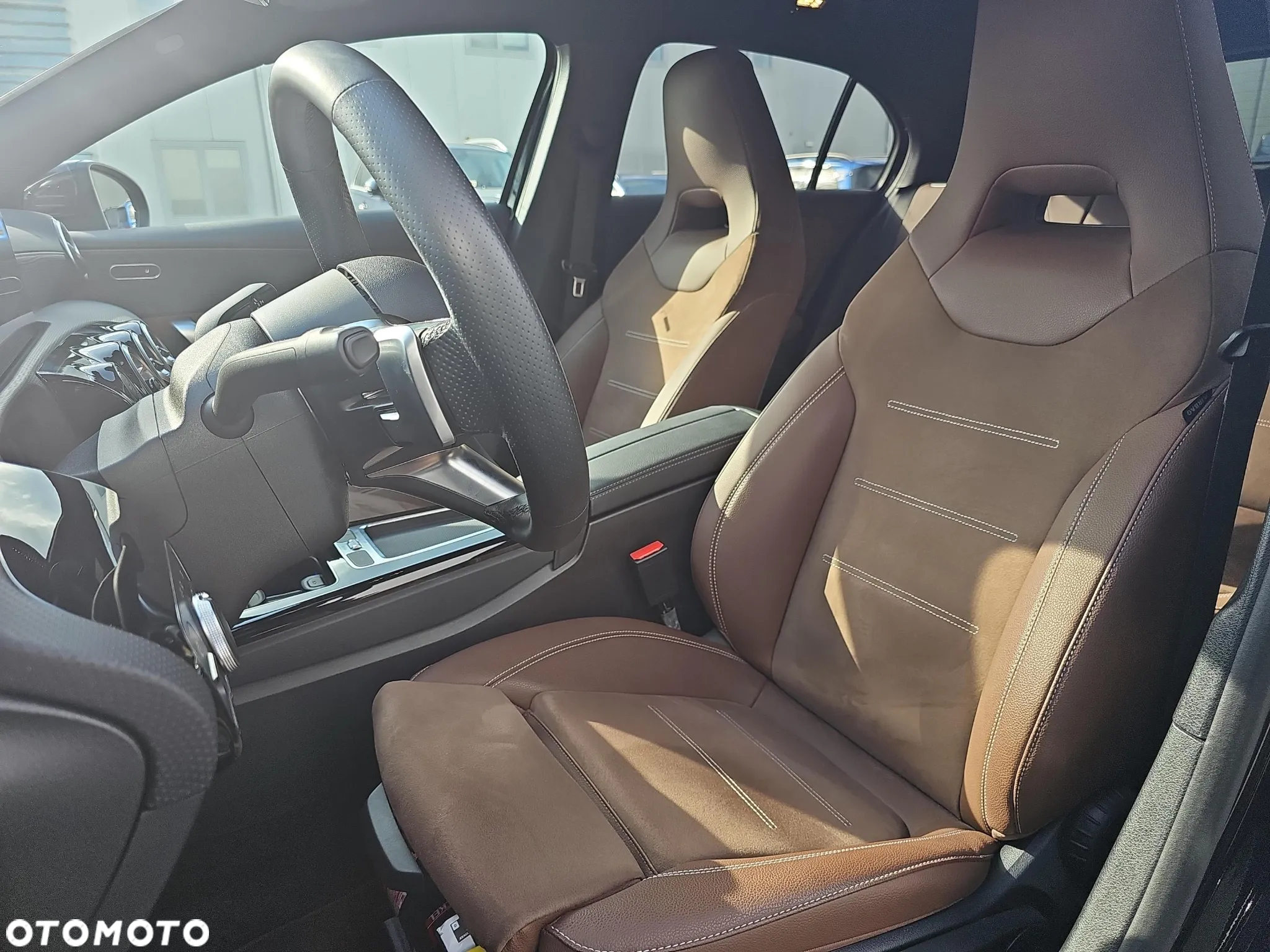 Mercedes-Benz Klasa A 220 4Matic 8G-DCT Lim AMG Line Advanced Plus - 10