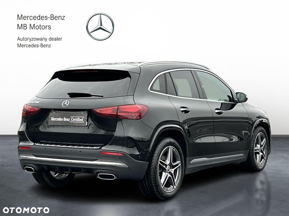 Mercedes-Benz GLA 200 AMG Line - 6