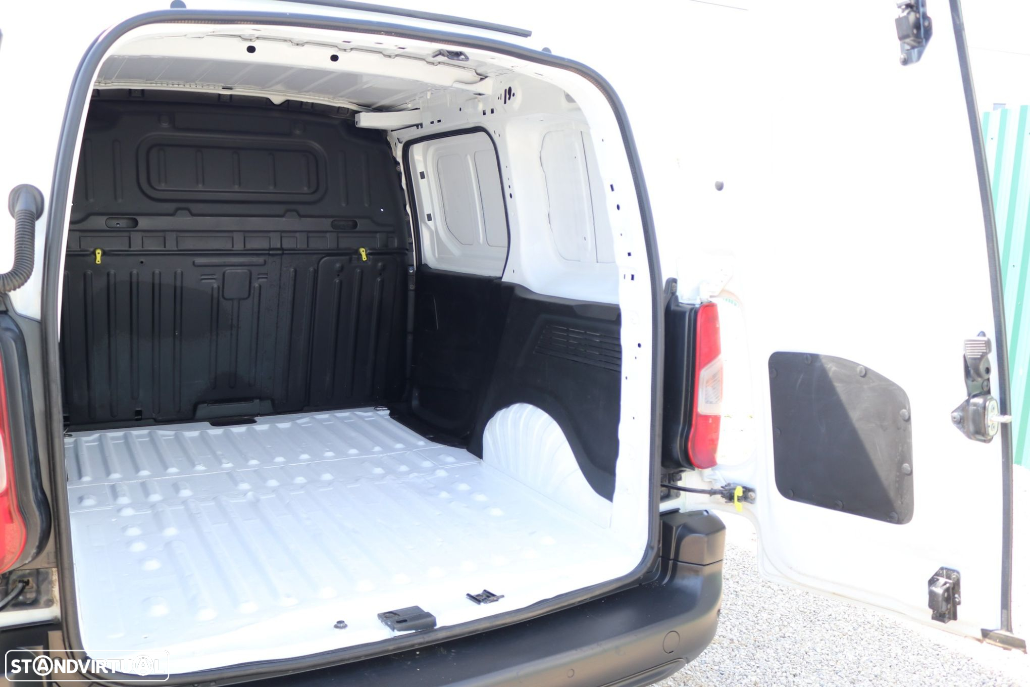 Toyota Proace City L1 3 Lug C/Iva Incluído - 10