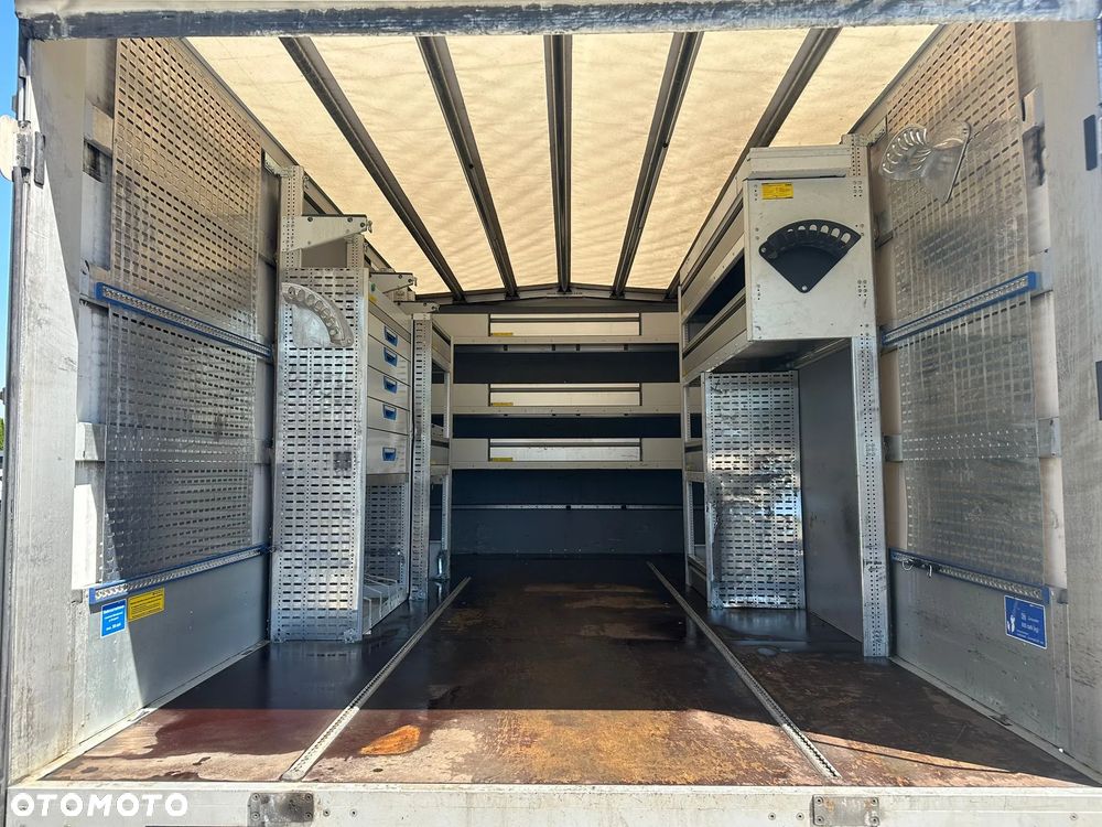 Iveco 70C18 - 16