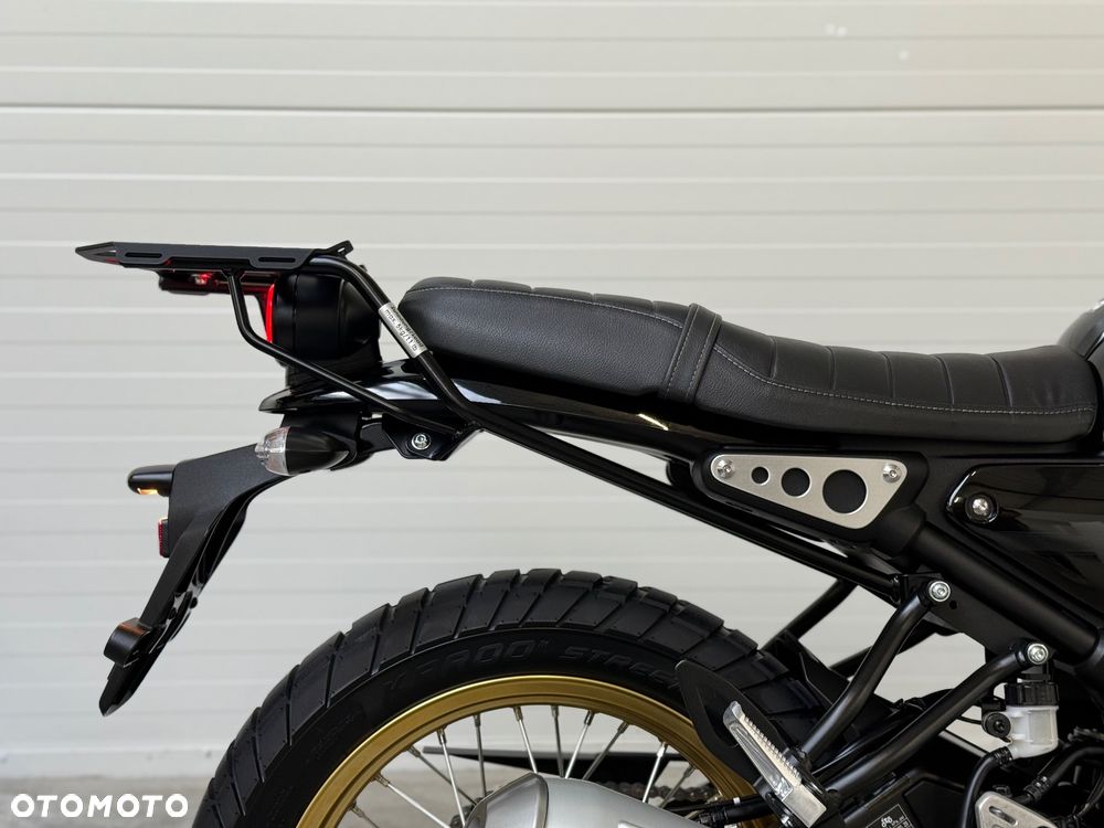 Yamaha XSR - 18