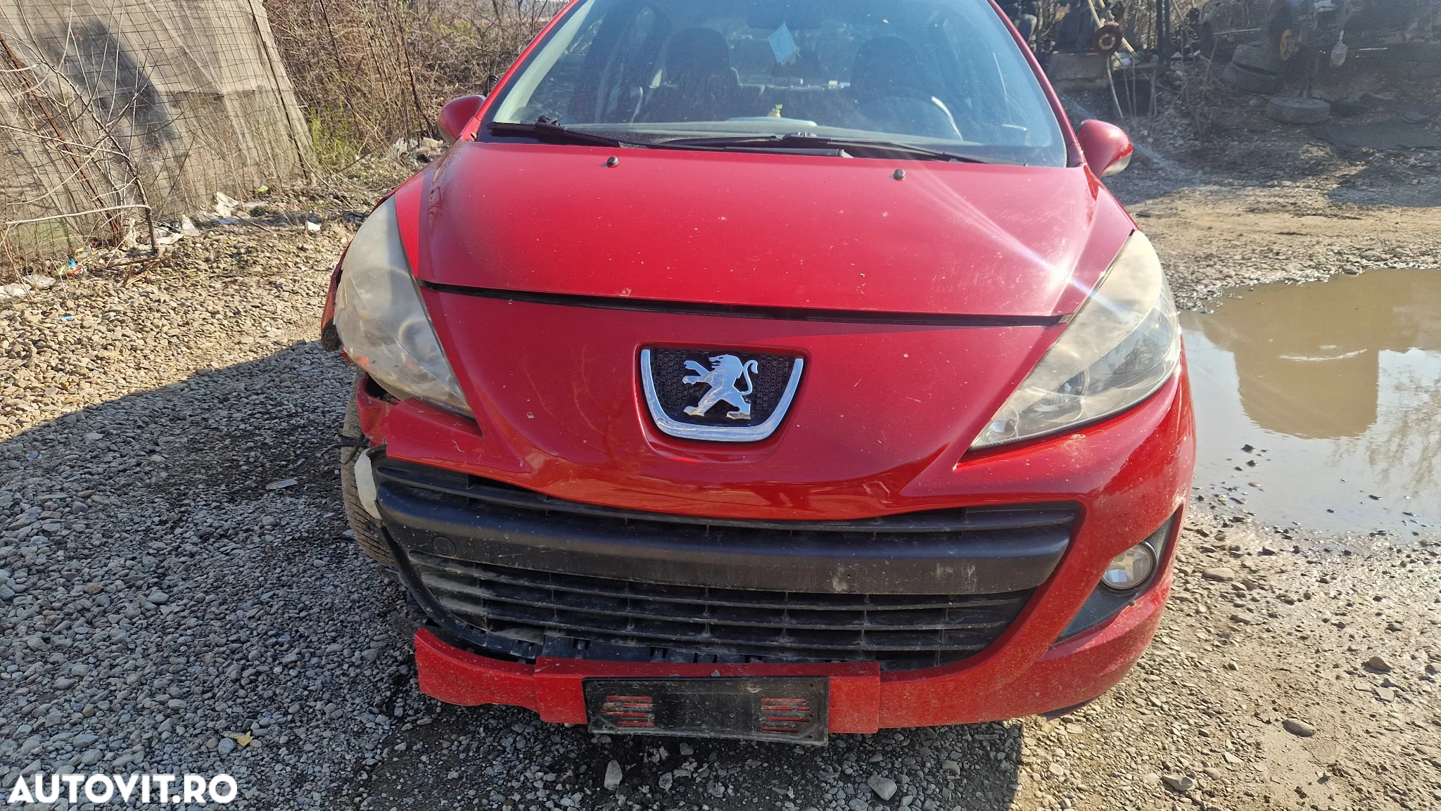 Piese auto Peugeot 207 1.4 benzina 2012 - 2