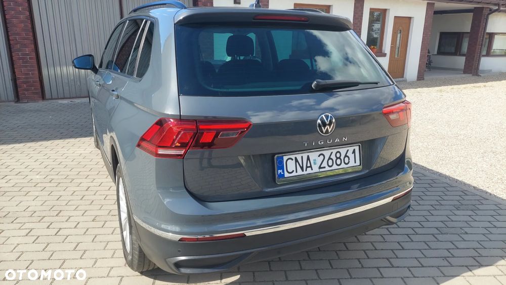 Volkswagen Tiguan - 23