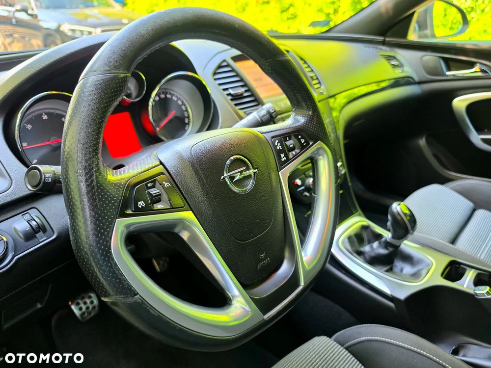 Opel Insignia 2.0 CDTI 4x4 Sport - 24