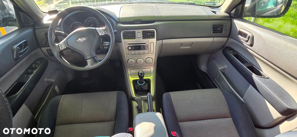 Subaru Forester 2.0 X - 8