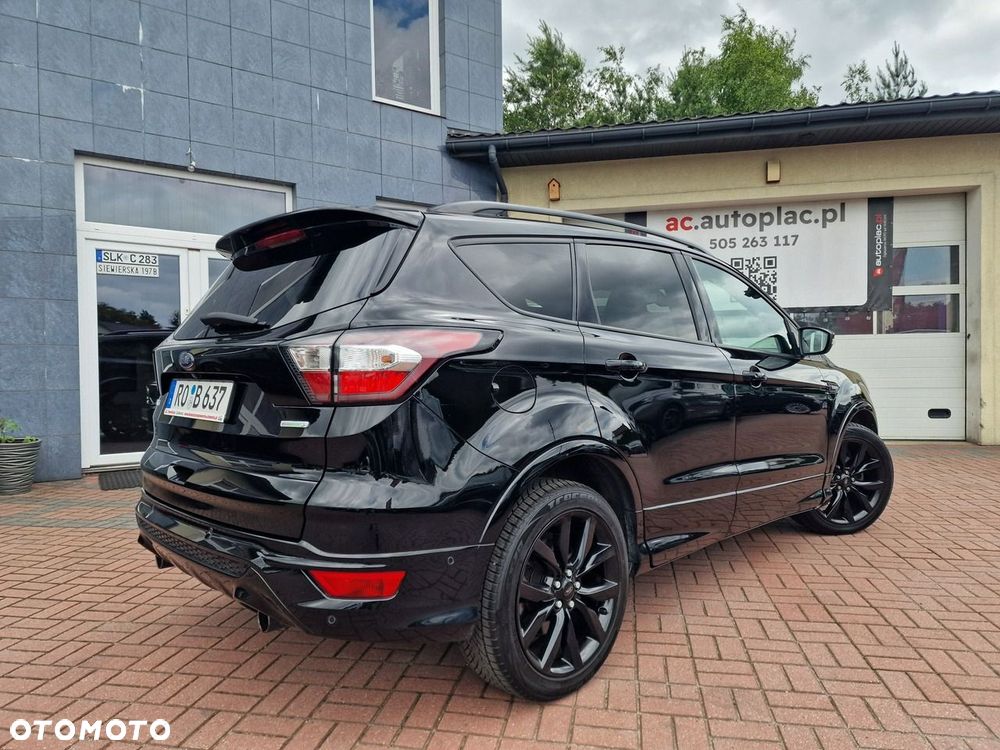 Ford Kuga 1.5 EcoBoost 2x4 ST-Line - 16