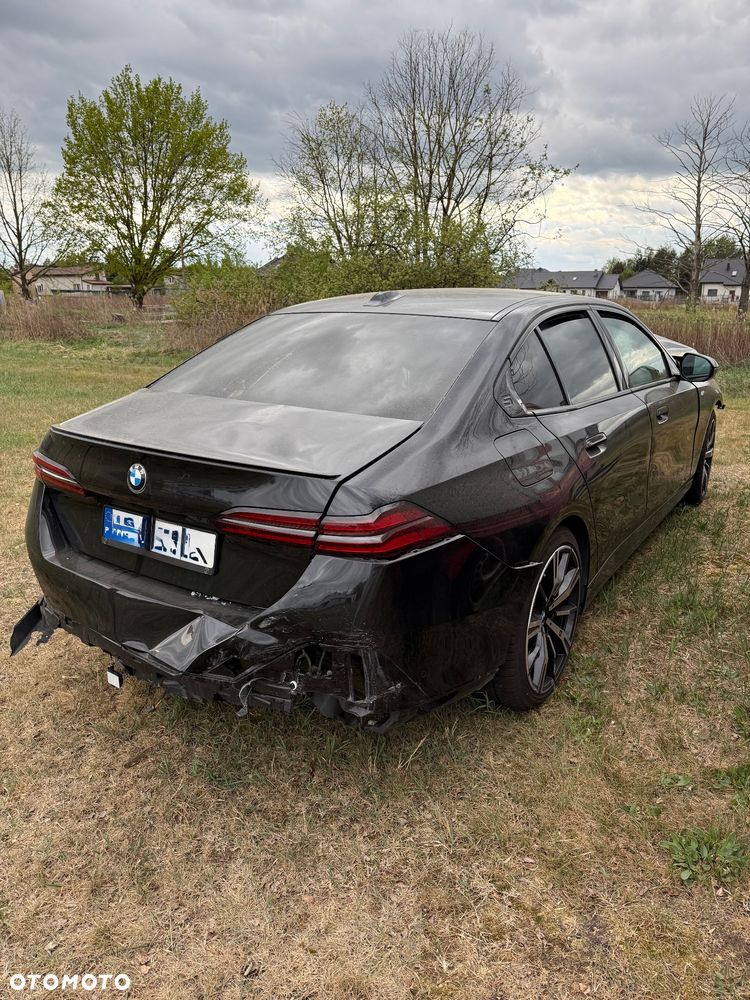 BMW Seria 5 520i mHEV M Sport sport - 2