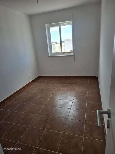 Arrendamento T3 Portalegre/ Portugal - Grande imagem: 5/8