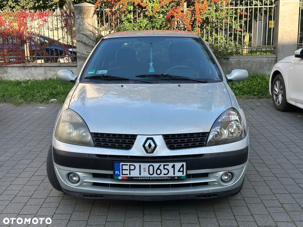 Renault Clio - 2