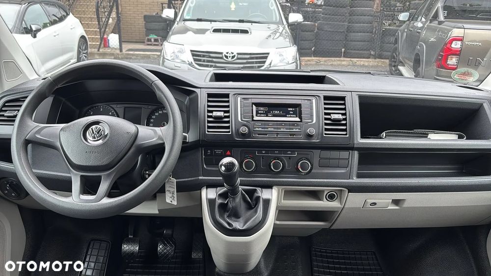 Volkswagen Transporter - 21