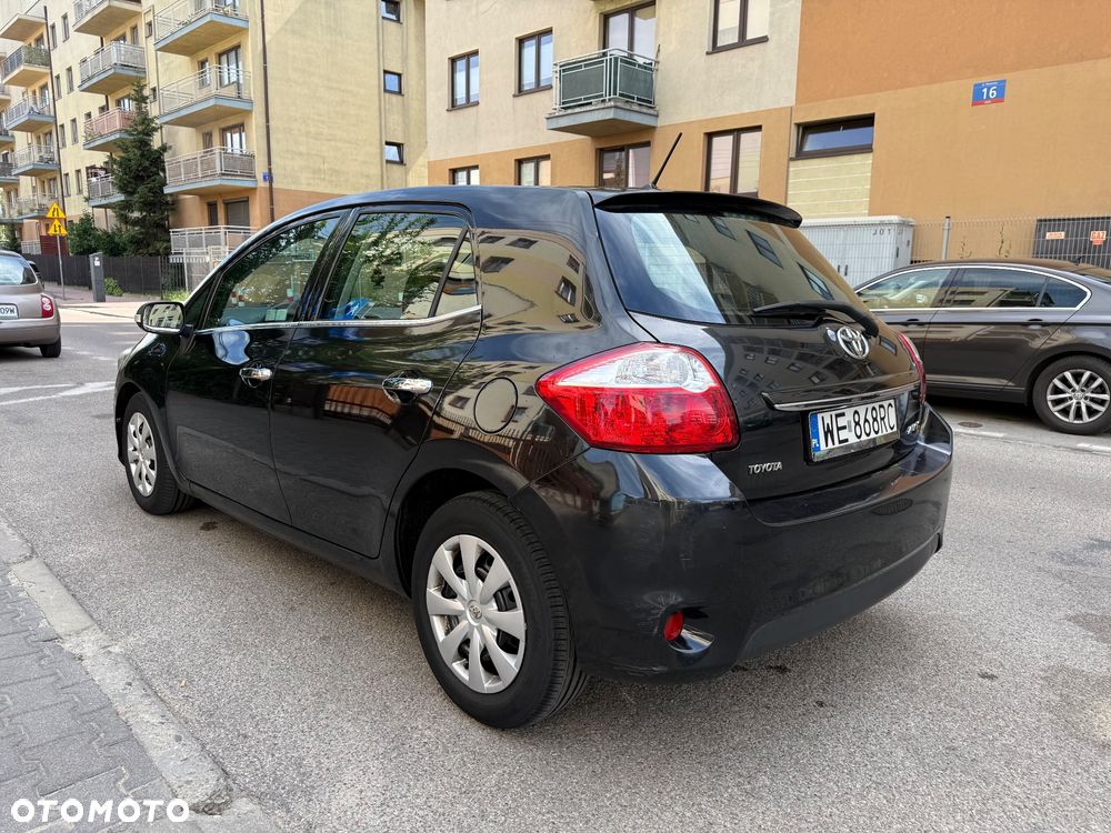 Toyota Auris 1.4 D-4D Life - 4