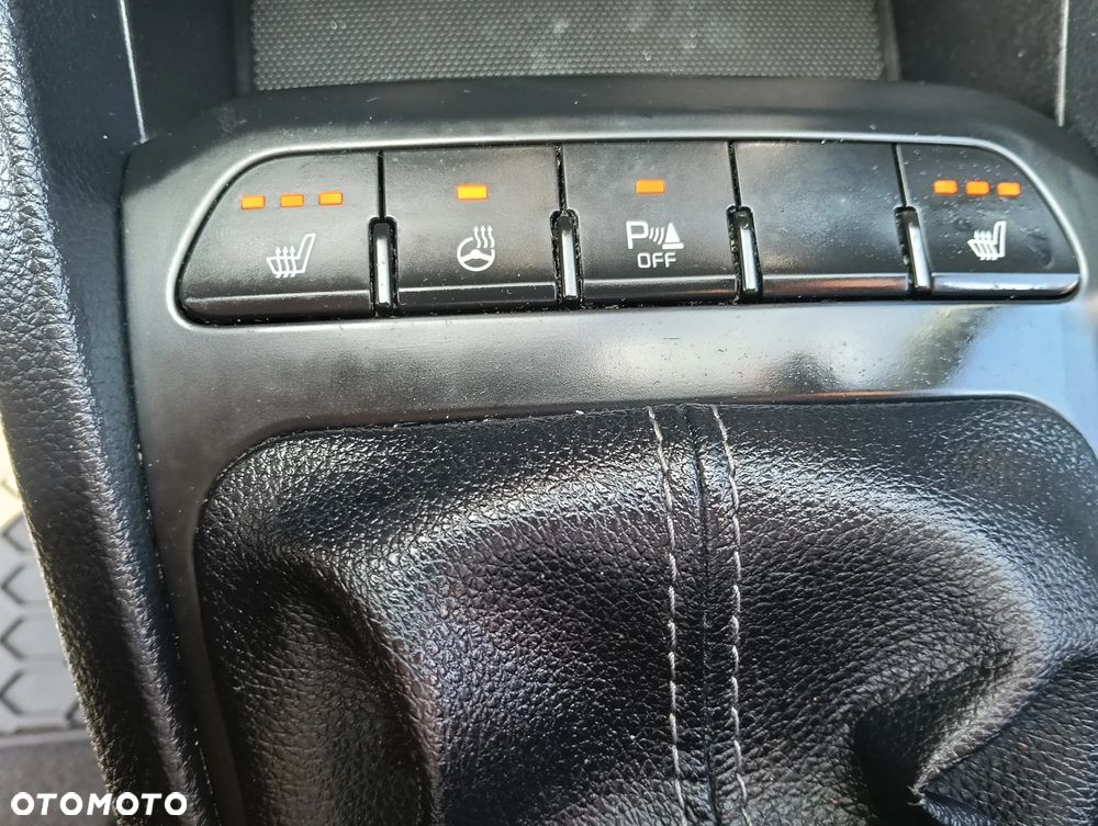 Kia Stonic 1.2 M - 13