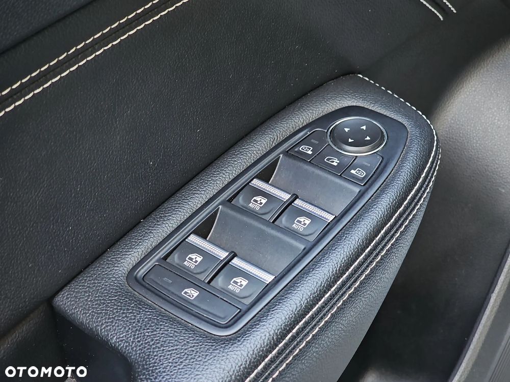 Renault Arkana 1.6 E-TECH Intens MMT - 15
