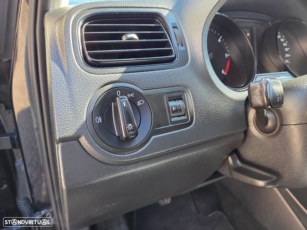 VW Polo 1.4 TDi BlueMotion - 16