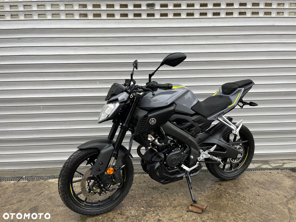 Yamaha MT - 16