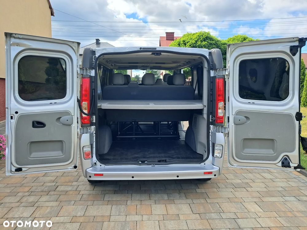 Opel Vivaro L2H1 2.9t - 16