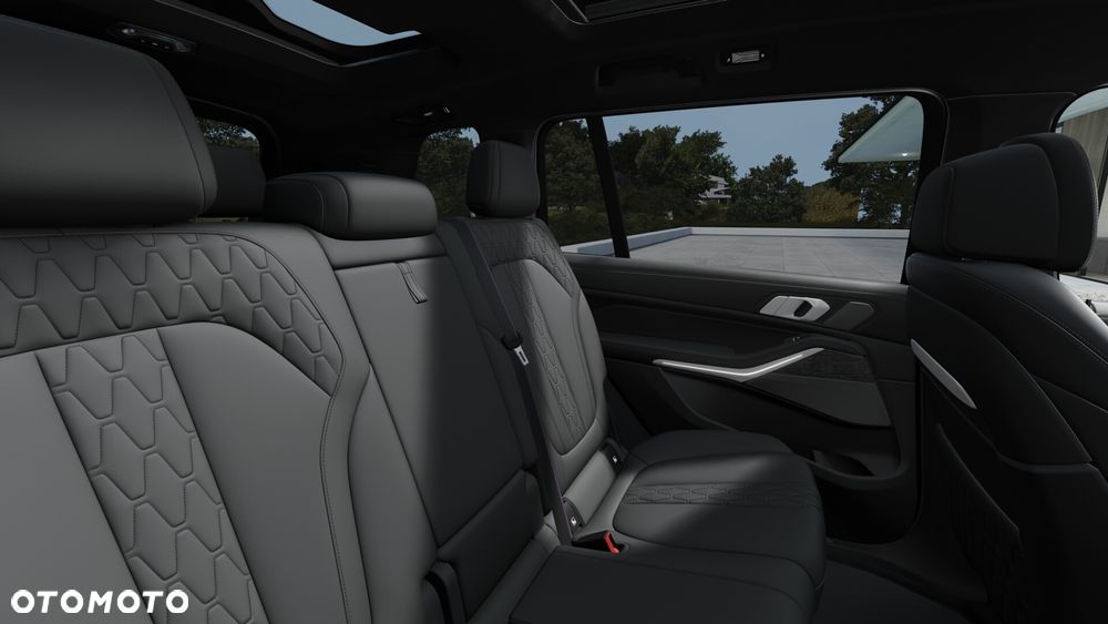 BMW X7 xDrive40i - 13