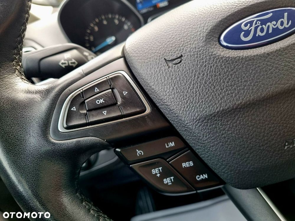 Ford C-MAX 1.5 EcoBoost Start-Stop-System Titanium - 17