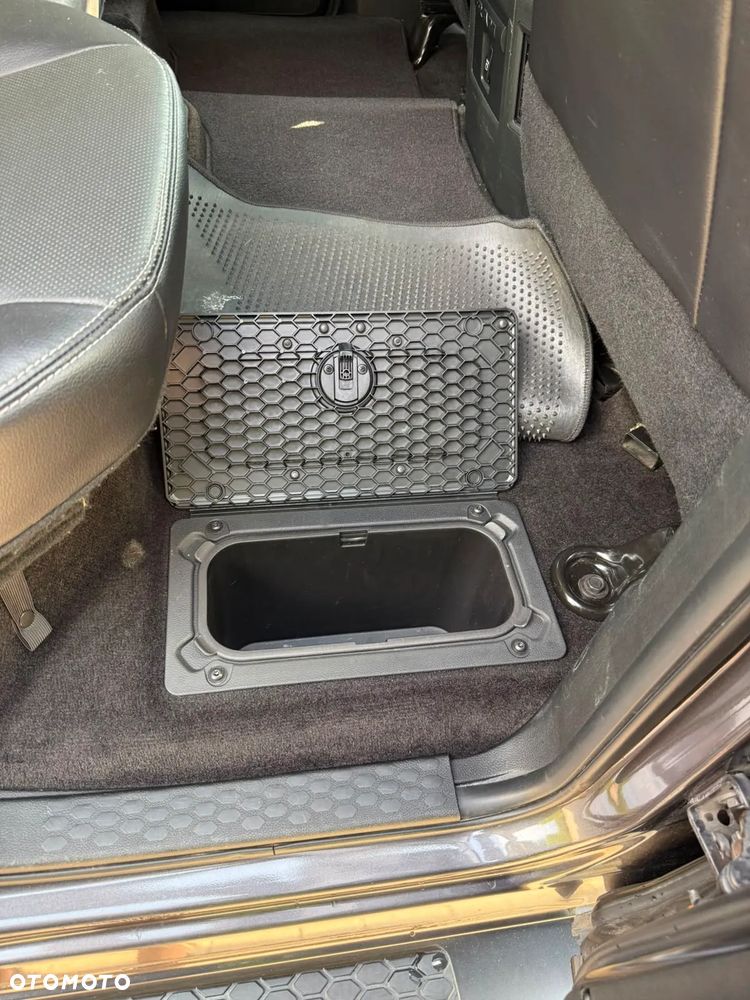 RAM 1500 Crew Cab MB Sport - 23