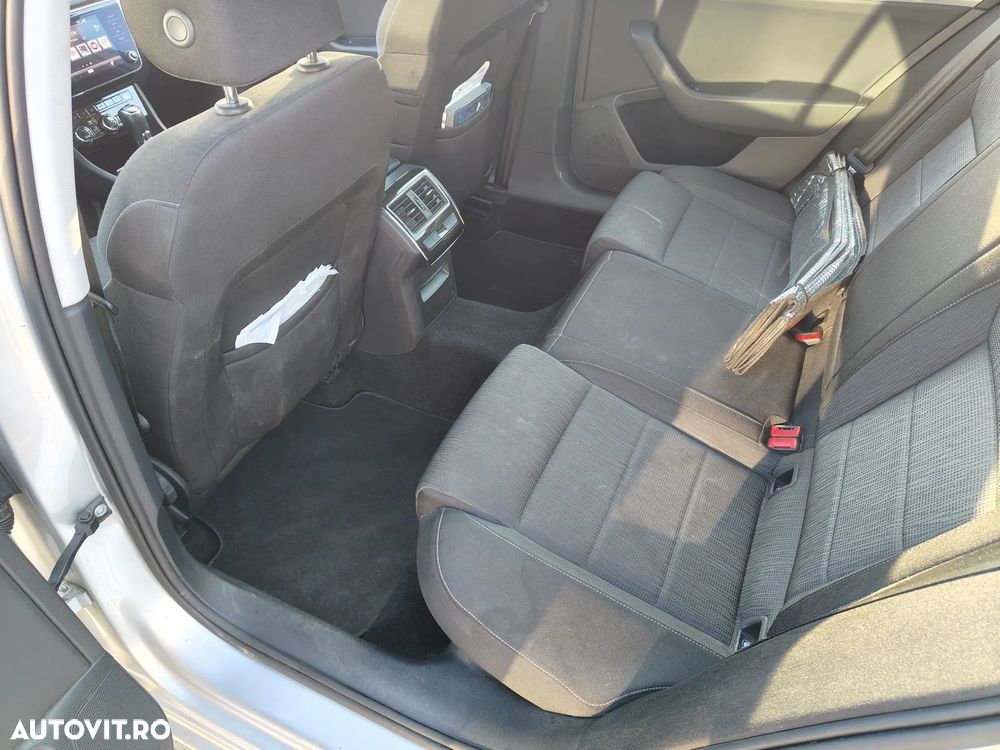 Skoda Superb 2.0 TDI DSG Ambition - 5