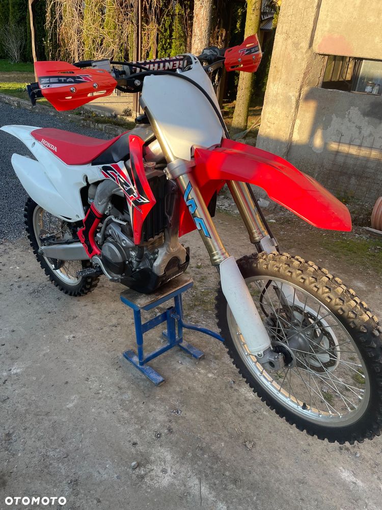 Honda CRF - 1