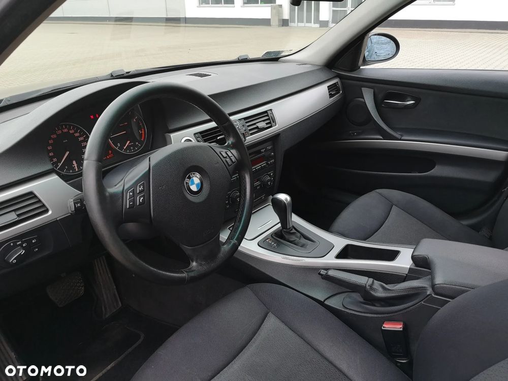 BMW Seria 3 - 8