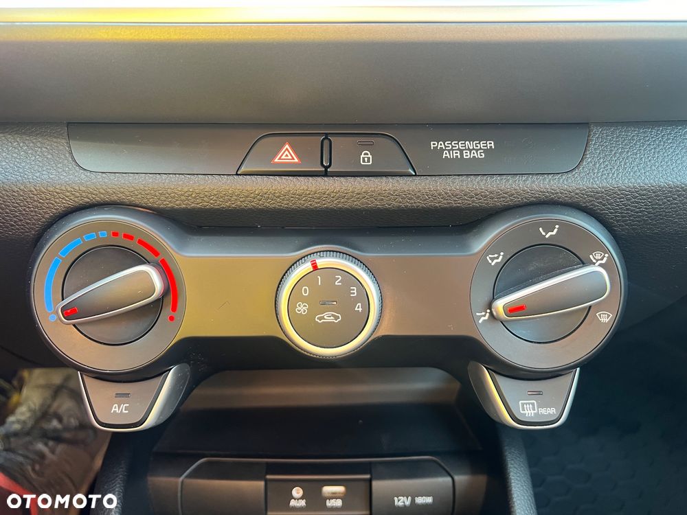 Kia Stonic 1.0 T-GDI L - 16