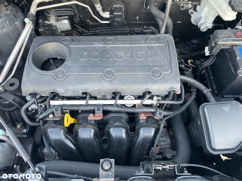 Kia Sportage 2.0 L 2WD - 27