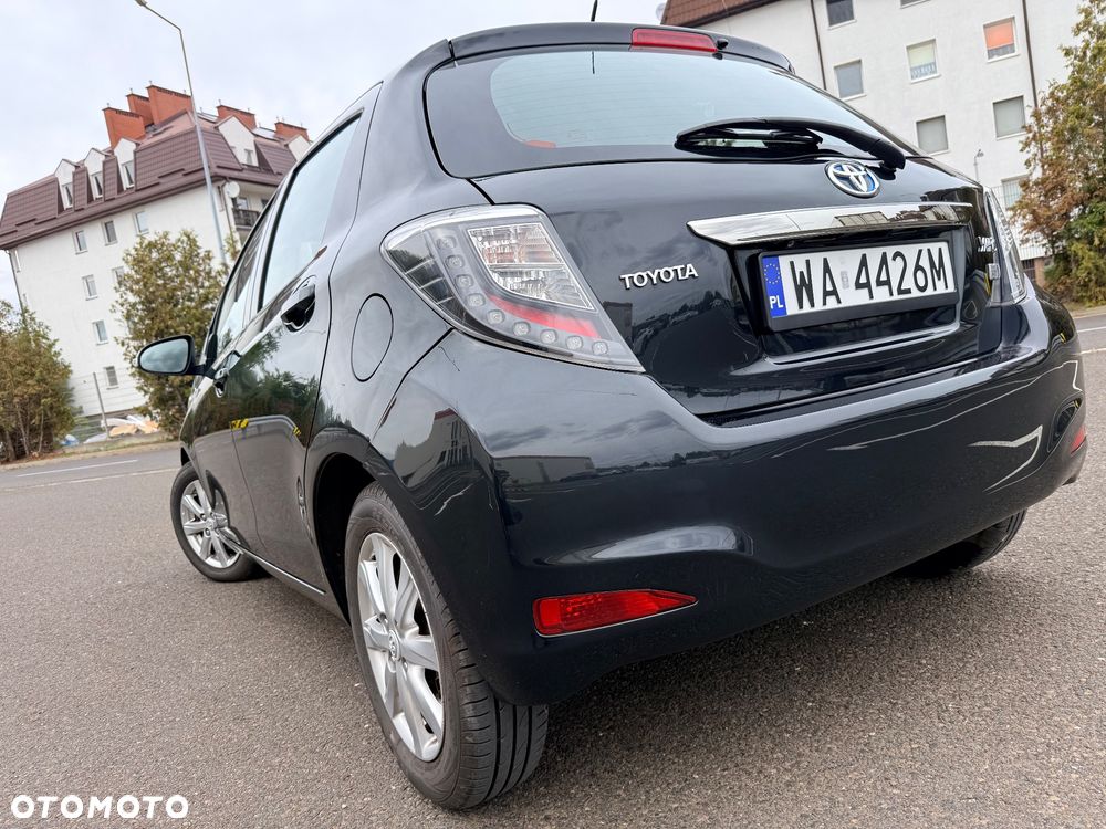 Toyota Yaris - 11