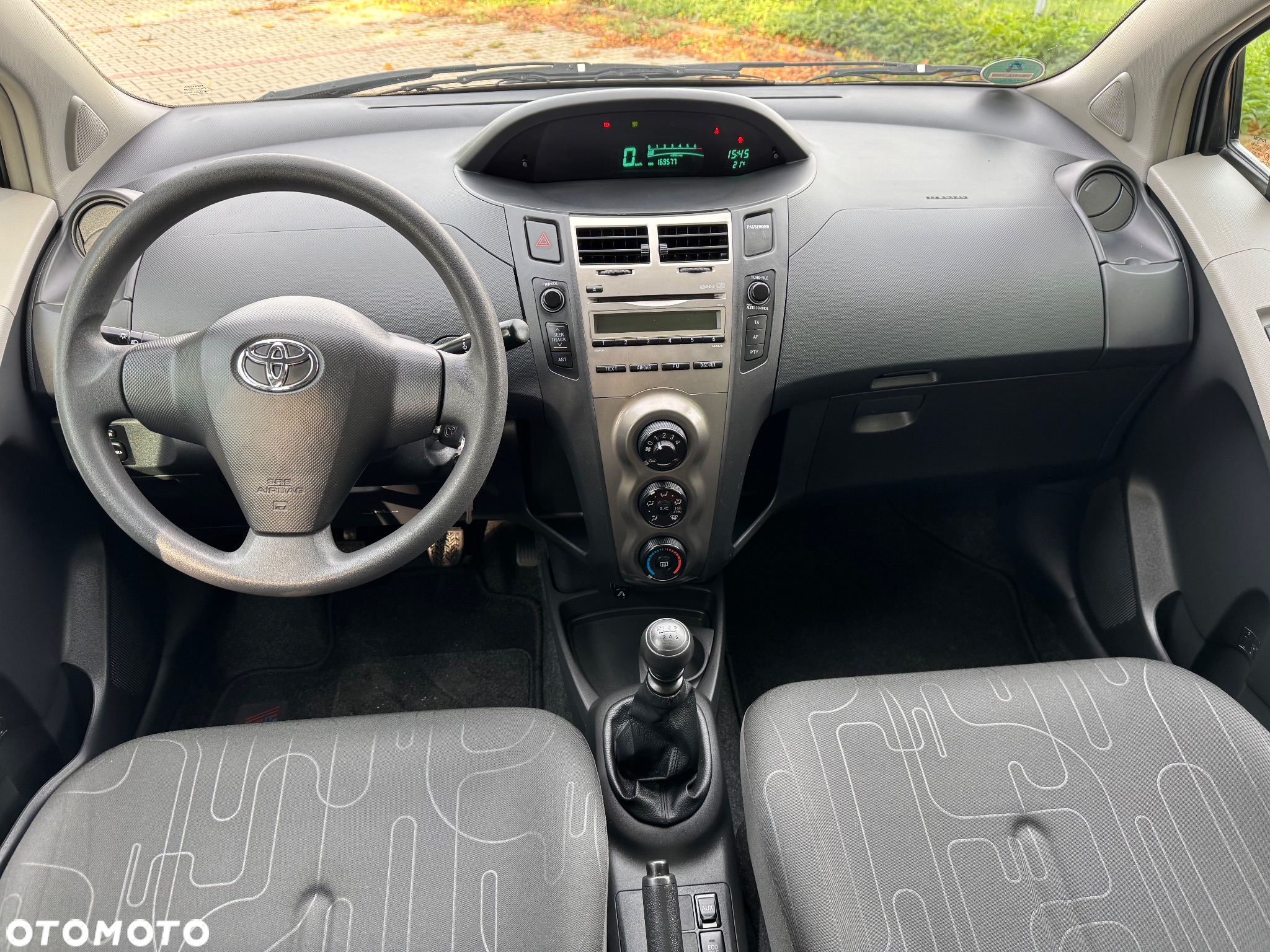 Toyota Yaris - 31