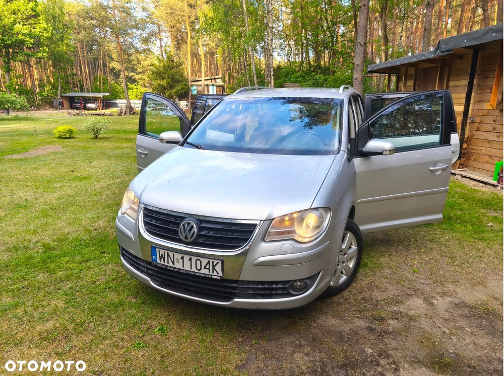 Volkswagen Touran 2.0 TDI Q-Line - 9