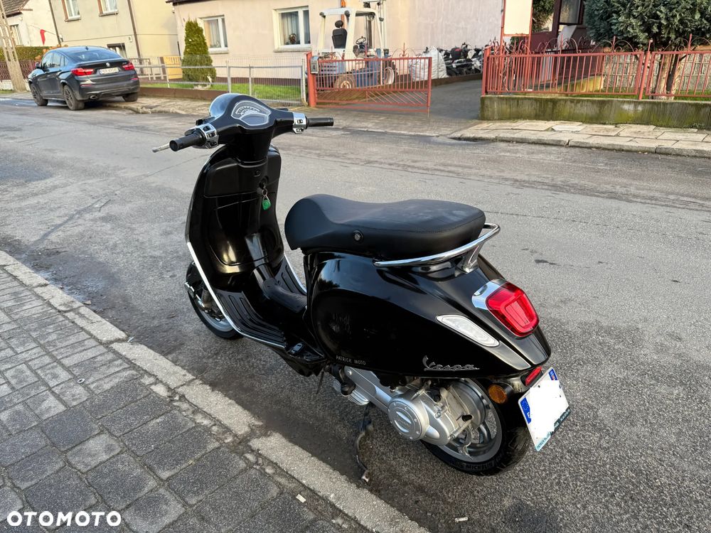 Piaggio Vespa - 4