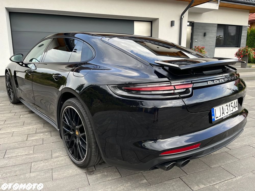 Porsche Panamera 4 E-Hybrid Executive - 1