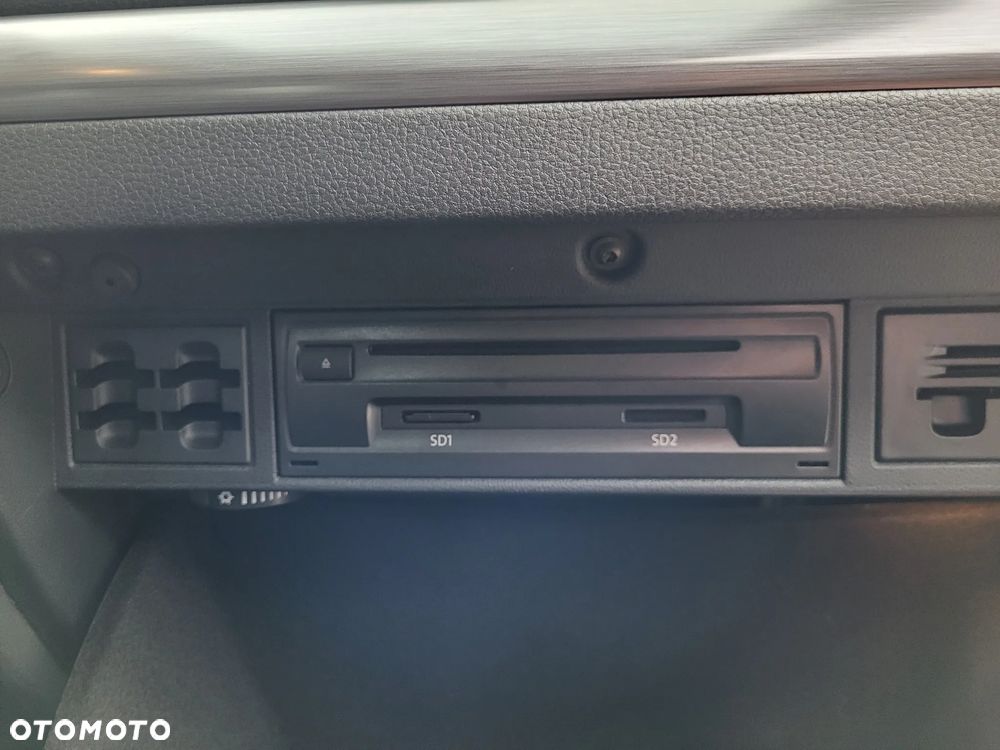 Volkswagen Golf 1.5 TSI BlueMotion ACT Highline - 30