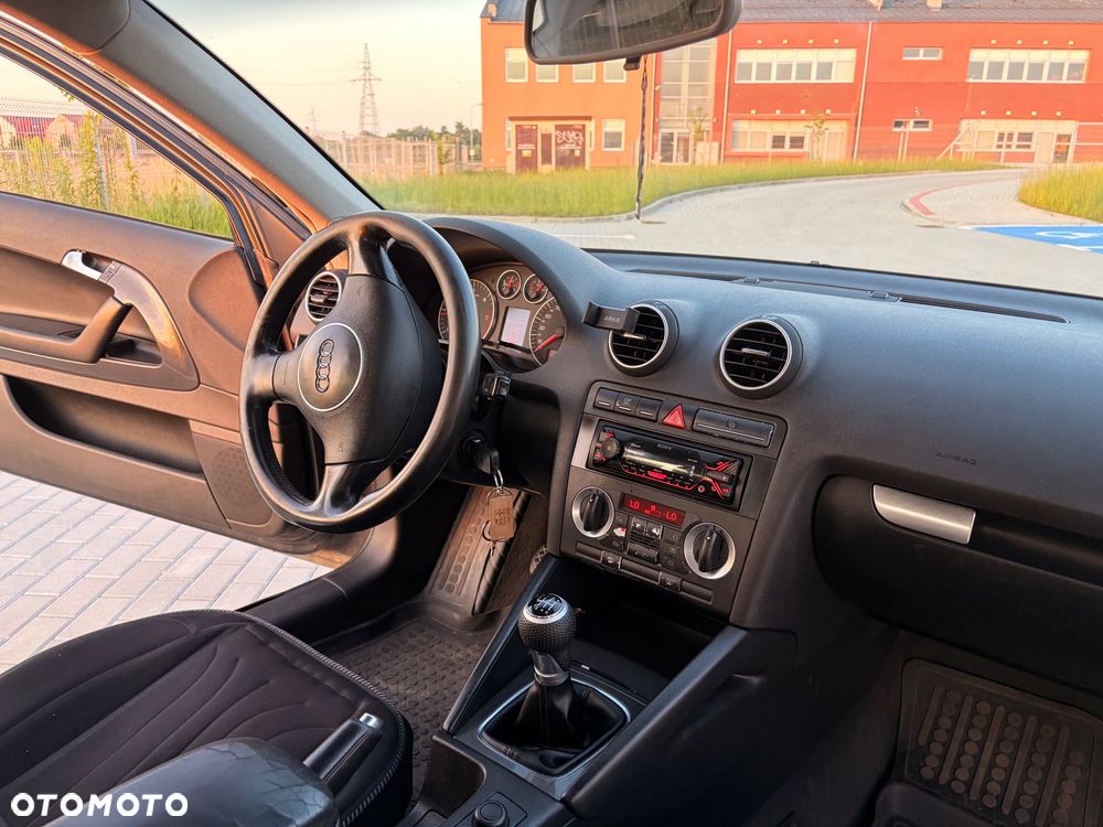 Audi A3 3-drzwiowe 2.0 TDI Ambiente - 22