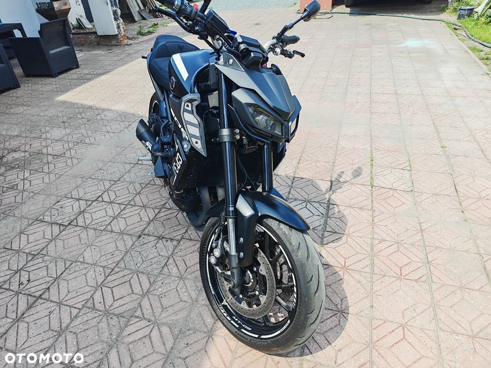 Yamaha MT - 6