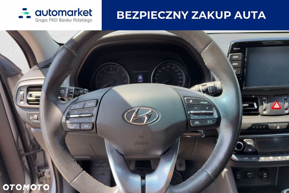 Hyundai i30 1.5 DPI Smart - 17