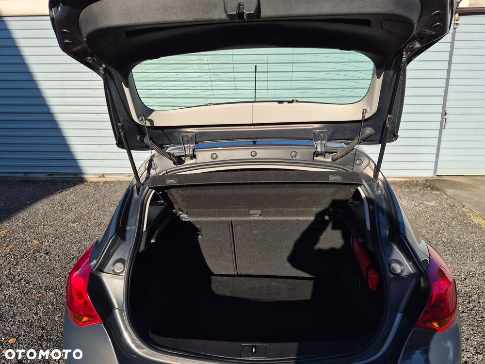 Opel Astra 1.4 T Cosmo - 20