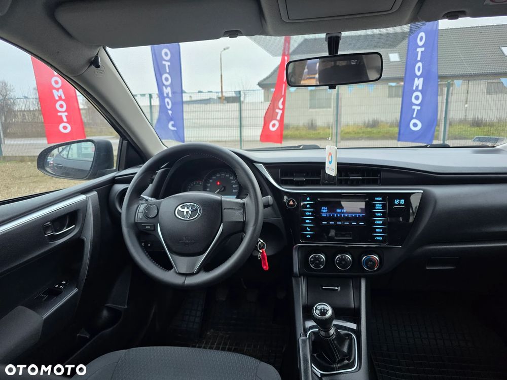 Toyota Corolla 1.6 Active EU6 - 32