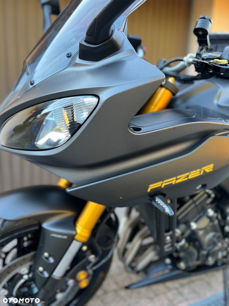 Yamaha FZ8 - 22